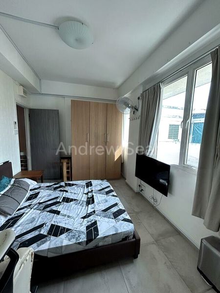5 Bed Apartment (Condo) for Sale in  Crystal Lodge - Image 11